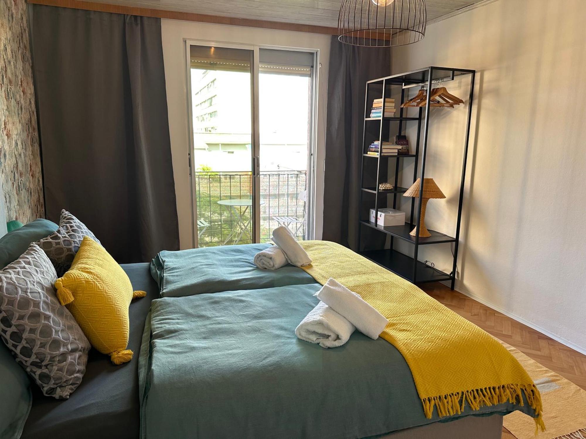 Moderne Wohnung Mit 2 Balkonen, Self Check-In, Parking Graz Exterior foto