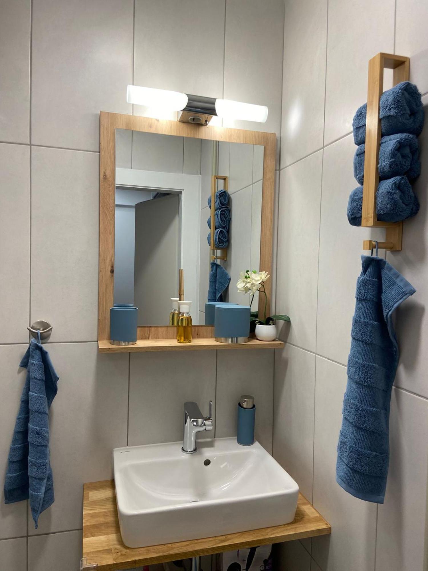 Moderne Wohnung Mit 2 Balkonen, Self Check-In, Parking Graz Exterior foto